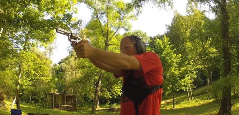 Using Smith & Wesson 357 At Hilltop Gun Club